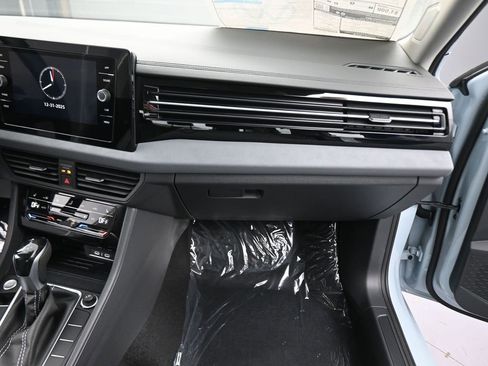 New 2026 Volkswagen Jetta SE image 41