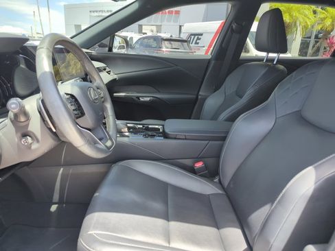 Used 2024 Lexus RX 350 FWD w/ Technology Package image 9
