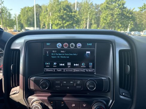 Used 2018 Chevrolet Silverado 2500 LT w/ LT Plus Package AWD/4WD image 23