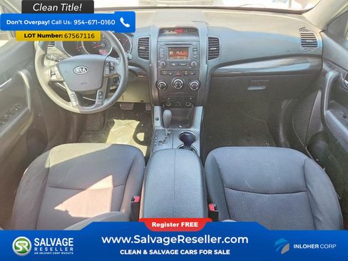 Used 2013 Kia Sorento LX w/ Convenience Pkg FWD image 11