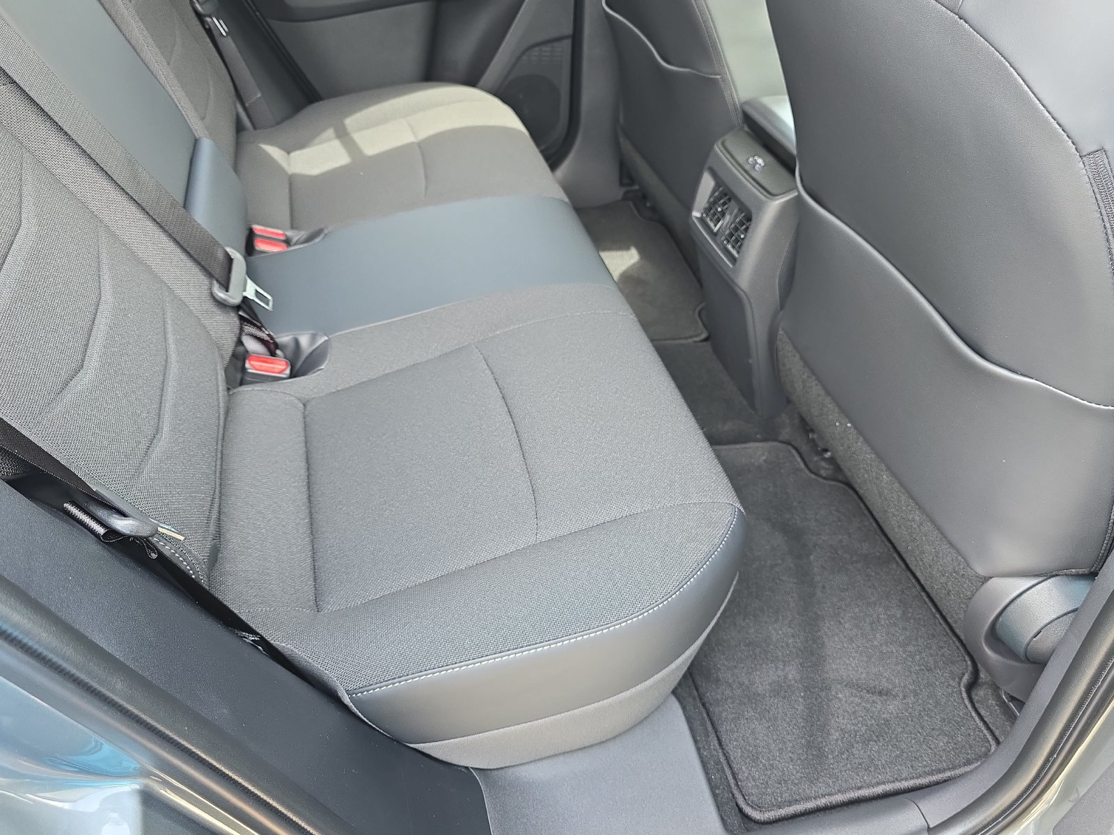 New 2026 Toyota C-HR AWD/4WD image 32