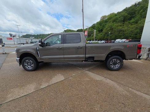 New 2026 Ford F350 Lariat w/ Lariat Ultimate Package AWD/4WD image 4