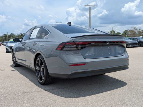 Used 2023 Honda Accord Sport image 6