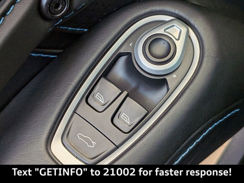 Used 2020 Aston Martin V8 Vantage Coupe image 20