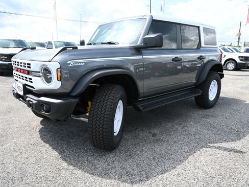 New 2026 Ford Bronco Heritage Edition AWD/4WD image 8