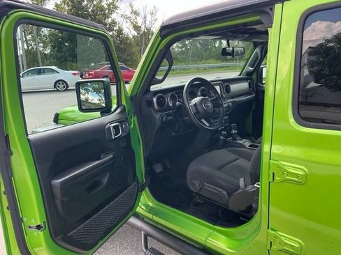 Used 2018 Jeep Wrangler Unlimited Sport S AWD/4WD image 15