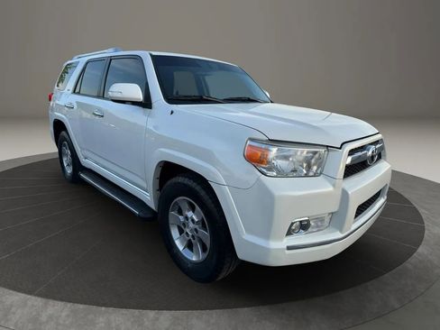 Used 2013 Toyota 4Runner SR5 RWD image 2