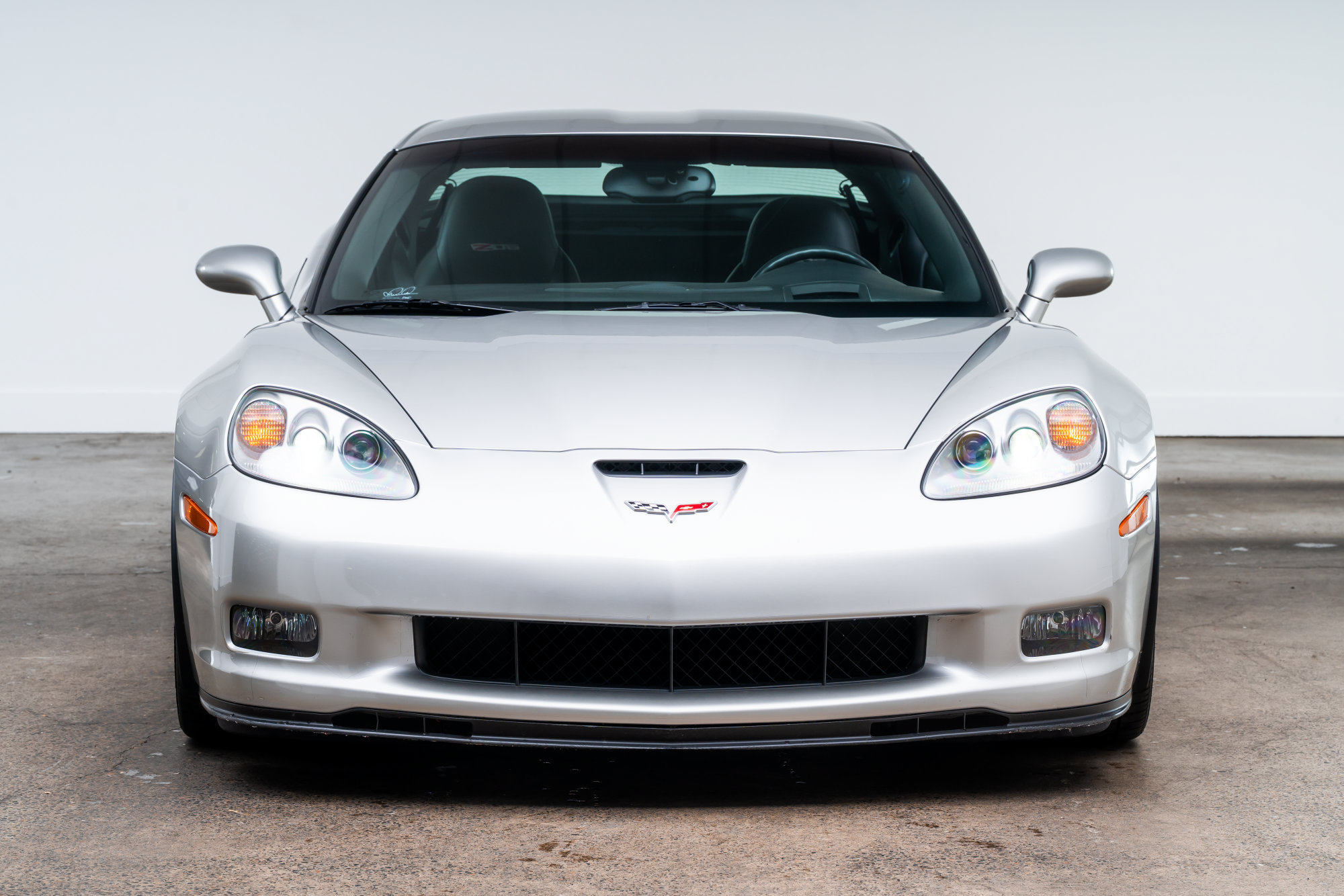 Used 2007 Chevrolet Corvette Z06 w/ Preferred Equipment Group RWD image 2