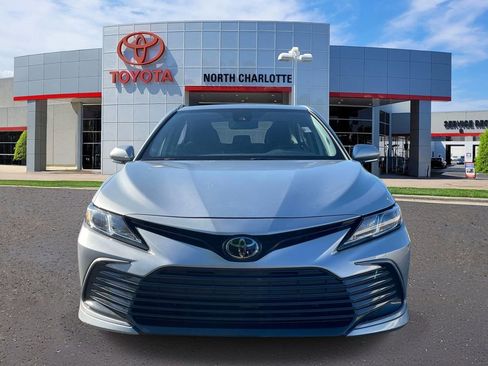 Used 2024 Toyota Camry LE w/ Convenience Package FWD image 3