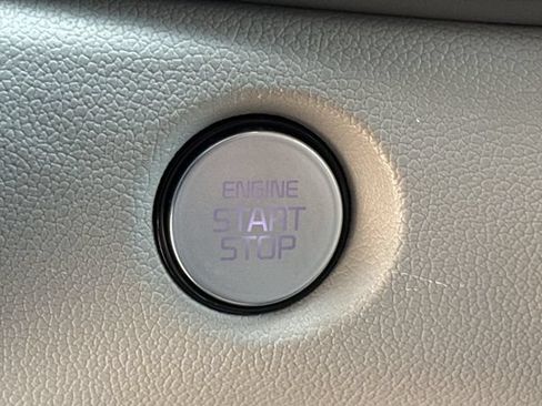 Used 2025 Kia Sorento EX w/ Panoramic Sunroof Package FWD image 44