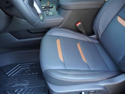 New 2026 GMC Sierra 2500 AT4 w/ AT4 Premium Plus Package image 12