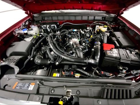 New 2025 Ford Bronco Badlands image 16