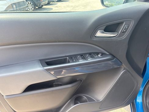 Used 2022 Chevrolet Colorado Z71 image 12
