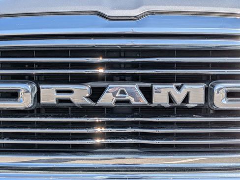 Used 2020 RAM 1500 Laramie image 22