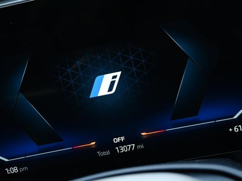 Certified 2024 BMW iX xDrive50 w/ Premium Package image 21