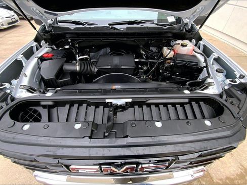 Used 2024 GMC Sierra 2500 Pro w/ 1SA Pro Safety Plus Package image 10