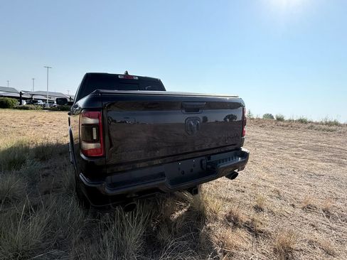 Used 2022 RAM 1500 Laramie AWD/4WD image 29