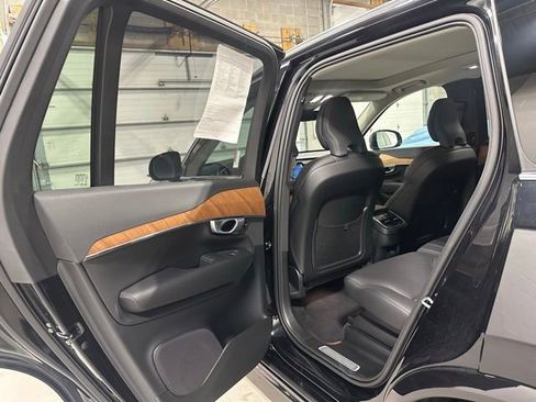 Used 2024 Volvo XC90 B6 Plus w/ Protection Package AWD/4WD image 10
