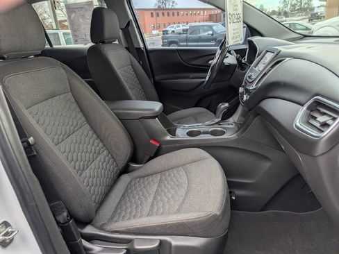 Used 2019 Chevrolet Equinox LT AWD/4WD image 18