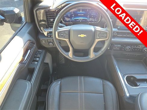 Used 2024 Chevrolet Silverado 2500 High Country w/ High Country Premium Package image 11