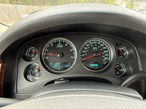 Used 2012 Chevrolet Suburban LT w/ Luxury Package image 21