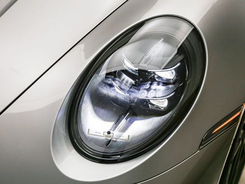 Certified 2025 Porsche 911 Carrera 4 GTS AWD/4WD image 11