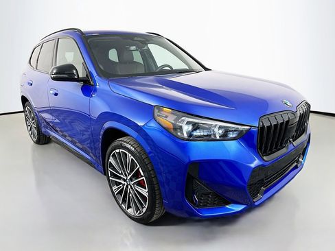 Used 2025 BMW X1 xDrive28i w/ Premium Package AWD/4WD image 3