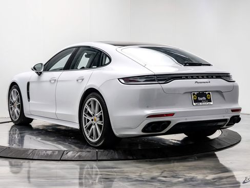 Used 2023 Porsche Panamera 4 Platinum Edition AWD/4WD image 11