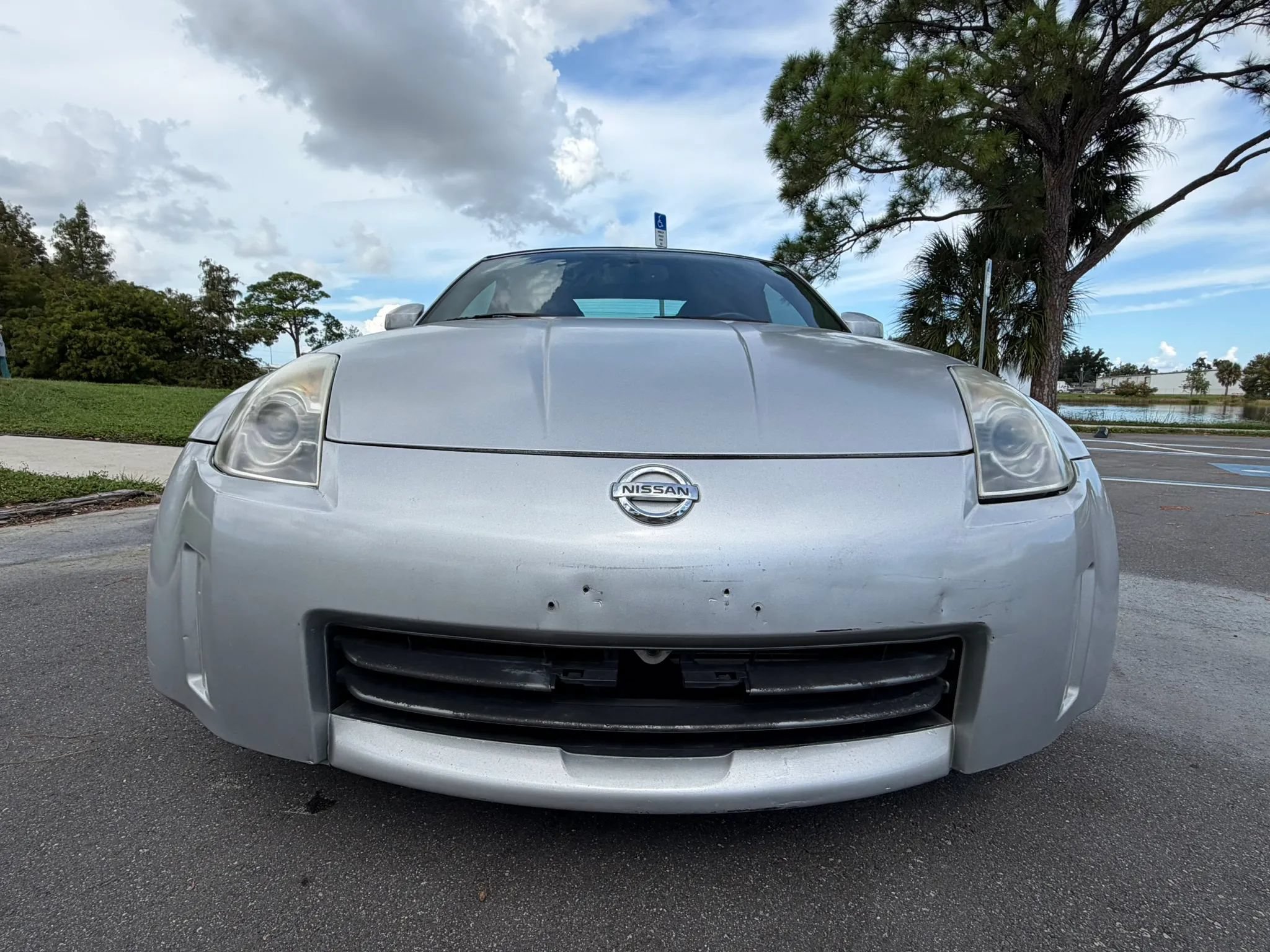 Used 2006 Nissan 350Z Enthusiast RWD image 2