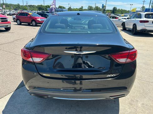 Used 2015 Chrysler 200 Limited FWD image 6