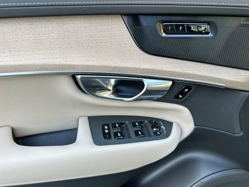New 2026 Volvo XC90 T8 Plus w/ Protection Package Premier image 10