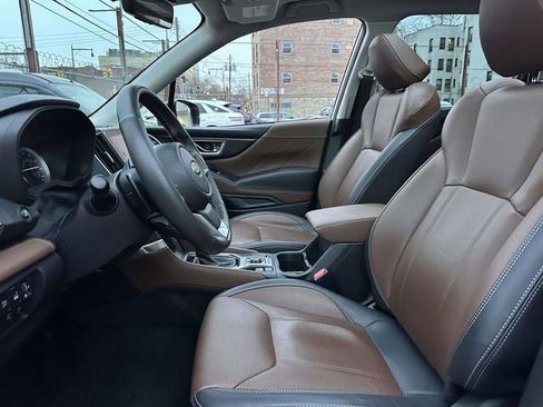 Used 2023 Subaru Forester Touring image 18