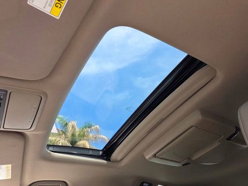 Certified 2023 Honda Odyssey Touring image 22