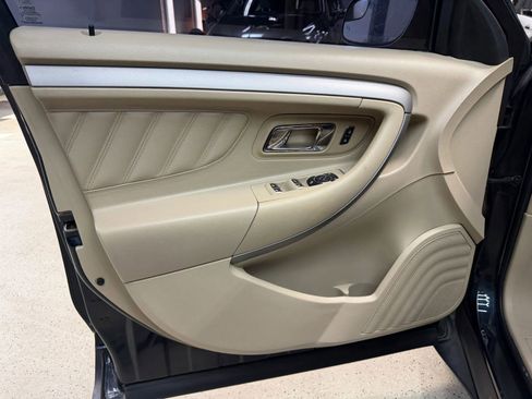 Used 2014 Ford Taurus SEL w/ Equipment Group 201A image 21