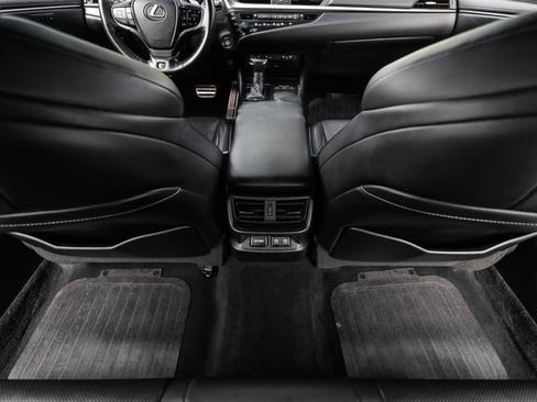 Used 2019 Lexus ES 350 F Sport w/ Accessory Package 2 FWD image 43