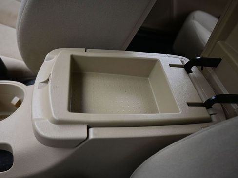 Used 2010 Hyundai Sonata GLS image 21