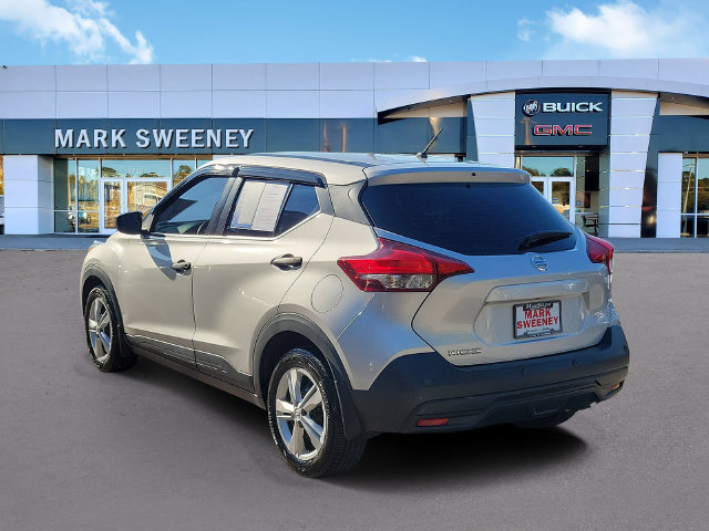 Used 2020 Nissan Kicks S FWD image 29