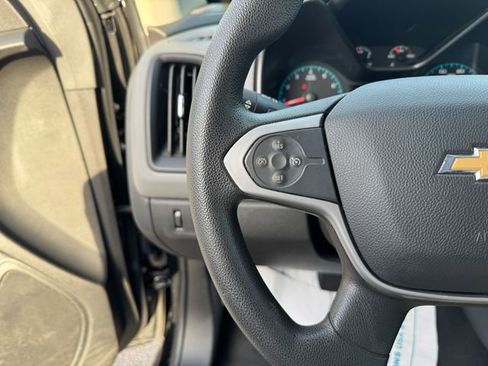 Used 2020 Chevrolet Colorado W/T w/ Custom Special Edition image 14