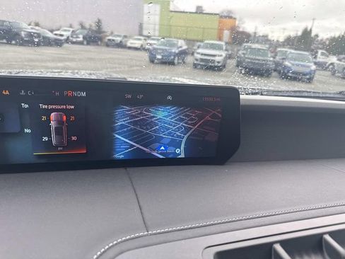 Used 2025 Ford Expedition Max Platinum image 38