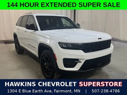 Used 2025 Jeep Grand Cherokee Altitude