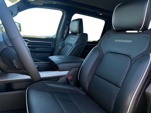 New 2026 RAM 1500 Laramie AWD/4WD image 9