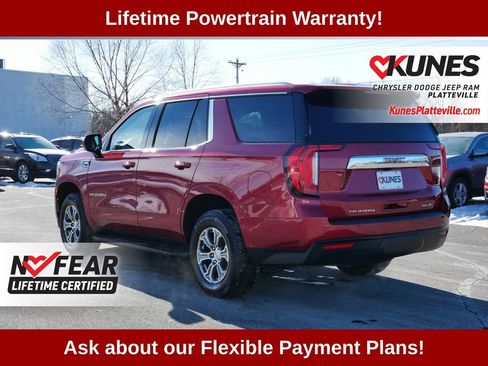 Used 2023 GMC Yukon SLE AWD/4WD image 6