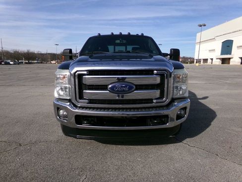 Used 2016 Ford F350 Lariat w/ Lariat Interior Package image 2
