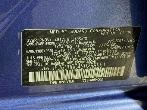 Used 2025 Subaru Crosstrek 2.5i Premium AWD/4WD image 40