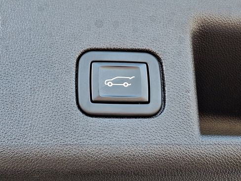 Used 2022 Chevrolet Equinox LT image 31