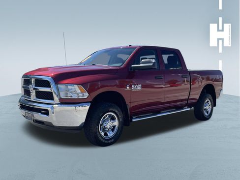 Used 2013 RAM 2500 Tradesman w/ Chrome Appearance Group AWD/4WD image 3