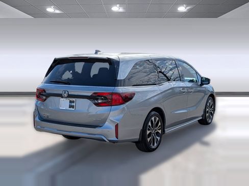 New 2026 Honda Odyssey Elite image 9