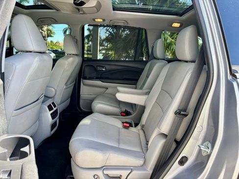 Certified 2022 Honda Pilot Elite image 9
