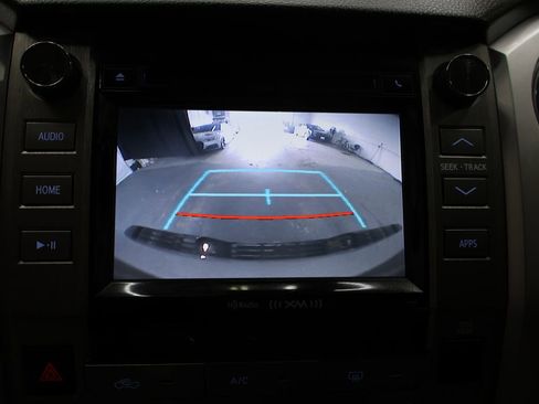 Used 2018 Toyota Tundra SR5 w/ SR5 Upgrade Package image 21