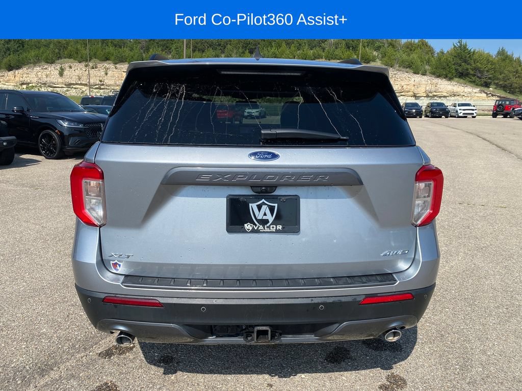 Used 2023 Ford Explorer XLT w/ Equipment Group 202A AWD/4WD image 5